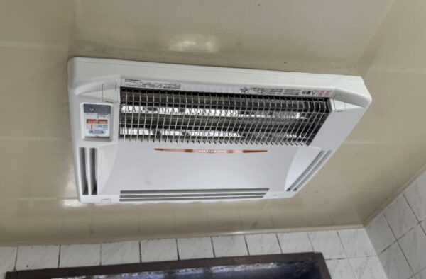 施工後の換気扇BF-261RGA